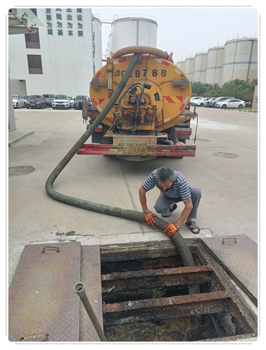 阿瓦提隔油池清掏